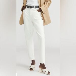 NWT Everlane Organic Cotton The '90s Cheeky®
Jean in Bone Size 24